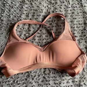Victoria’s Secret workout bra 36B NEW